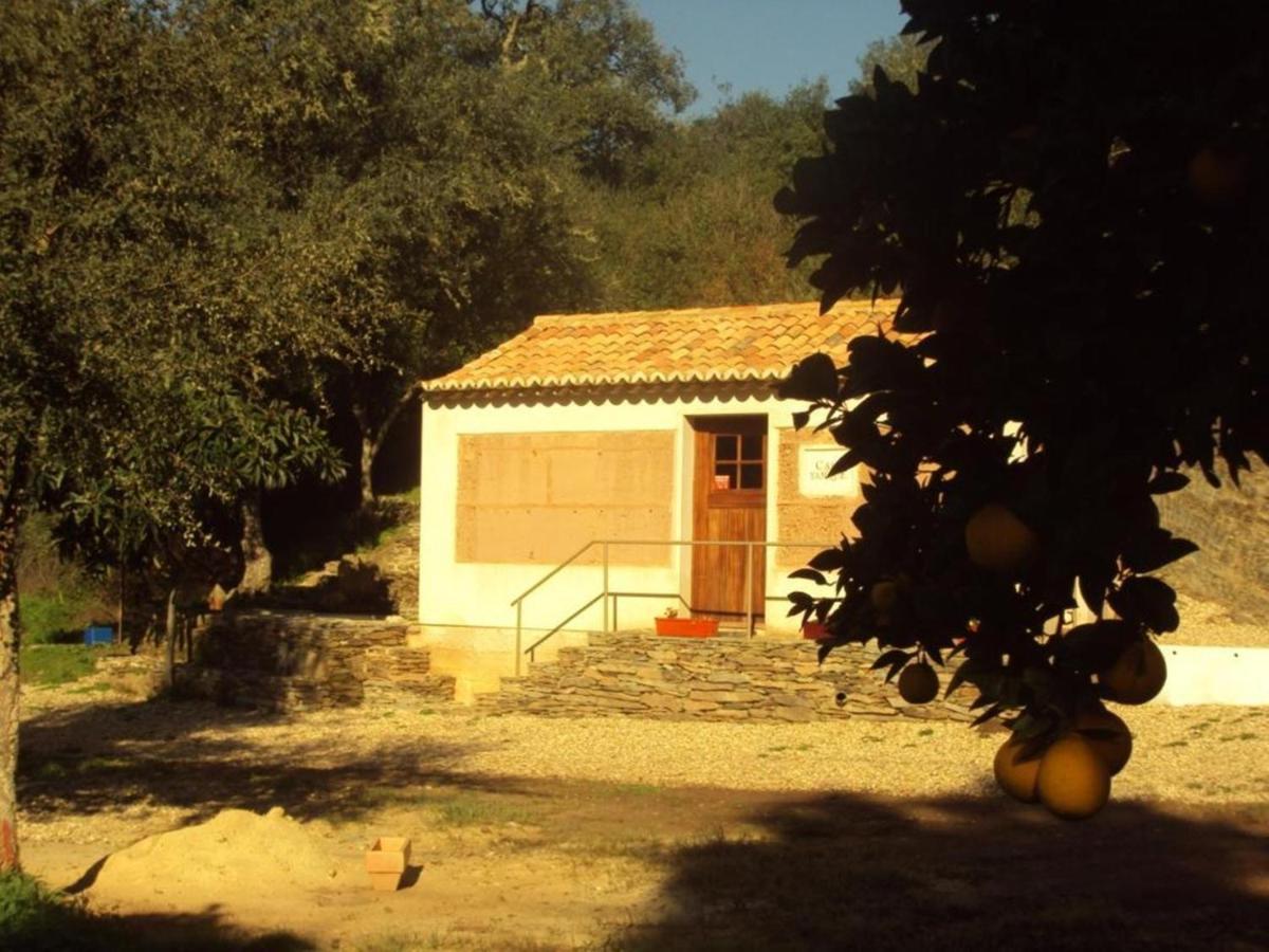 Casas Da Cerca Guest House Troviscais Eksteriør bilde