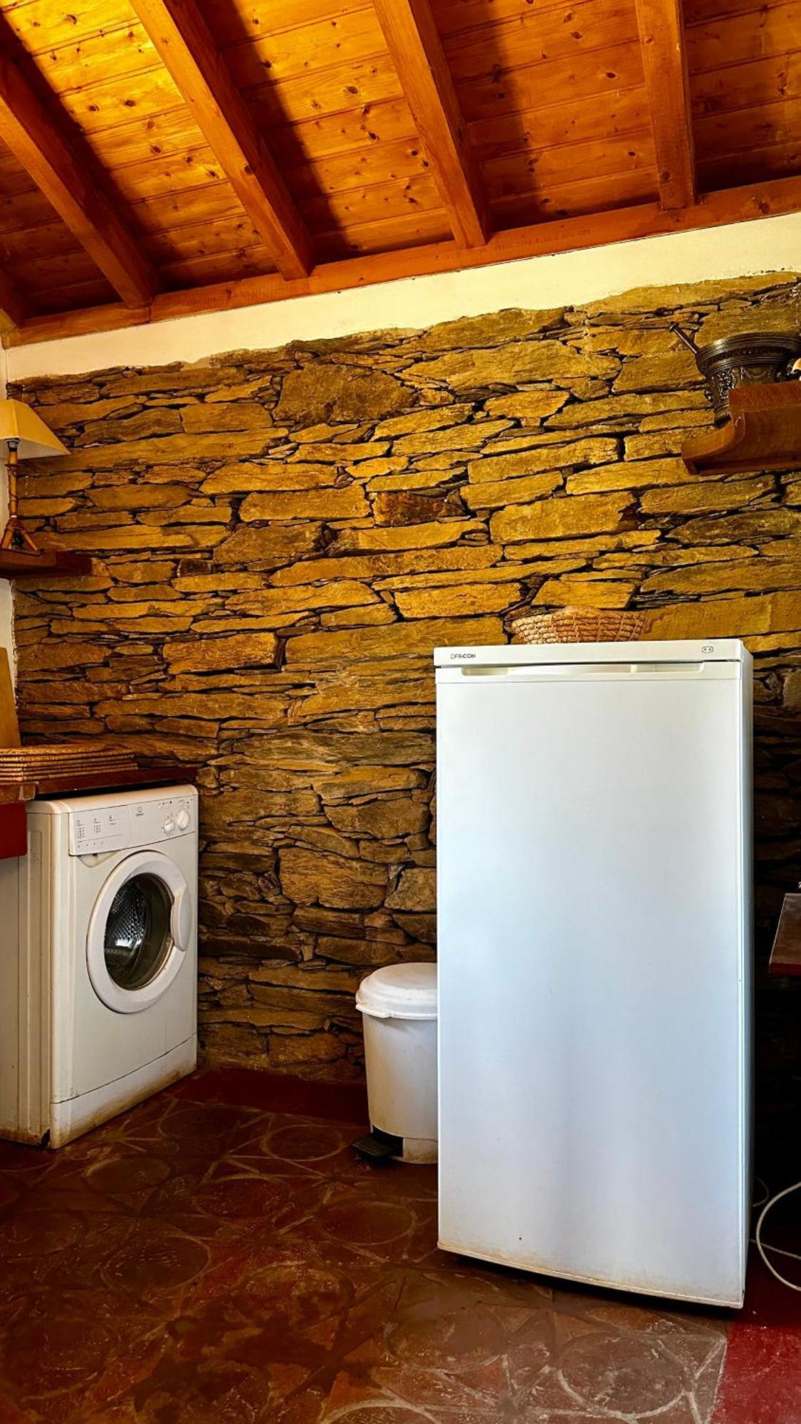 Casas Da Cerca Guest House Troviscais Eksteriør bilde